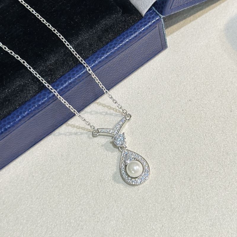 CHAUMET